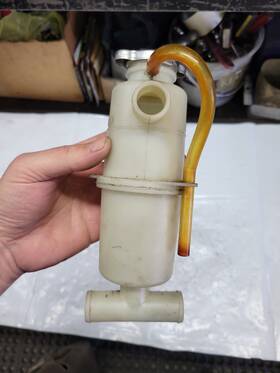 2520194 2001 Polaris Edge X 600 2520313 2001-2002 Xcsp Pro 500 Coolant Bottle