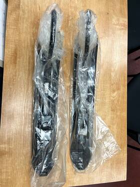 0703-692 Arctic Cat New Oem Z120 Skis Set Of Two