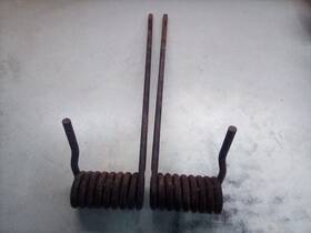 0704-888 Arctic Cat 1998 Ext 600 Left Right Rear Suspension Torsion Springs