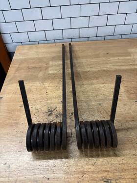 1704-147 Arctic Cat 1704-146 2009 08 10 Bearcat Suspension Torsion Springs 144 Inch F1000 Tz1 Z1 Turbo
