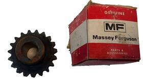 519316 Massey-ferguson Ski-whiz Snowmobile Upper Drive Gear 300s 350ss 19 Tooth