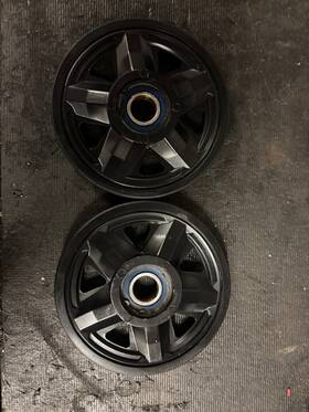 1590511-070 Polaris Switchback Adventure Titan Pro-s Assault Indy Axys 15-23 Idler Wheel 5.6