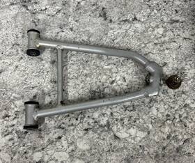 2203024-385 Polaris 600 Rmk Ho Iq Shift Dragon 700 800 06 07 08 09 10 Oem Upper Right A Arm