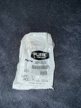 3250010 Polaris Oem Wheel Hub Roller