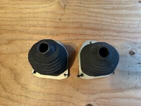 5433532l Polaris 5433532l. 5433533r. 01 Pro X 440 Steering Tie Rod Boots With Brackets