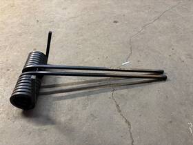 7041630-329 Polaris 7041629-329 Matryx Switchback Assault 850 650 Suspension Torsion Springs 21 22 Xc