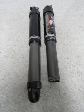 3703-752 Yamaha 18 Sidewinder Mtx Turbo Front Shocks Damper Fox Float 3 Parts Oem #0138