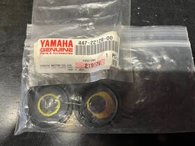 447-22128-00 Yamaha Rz250 Rd250lc Rd350lc Xs650 Swing Arm Thrust Cover 2pcs Oem