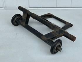 81e-47332-00-00 Yamaha 86 87 88 89 90 Inviter Cf300 Rear Suspension Pivot Swing Arm With Wheels