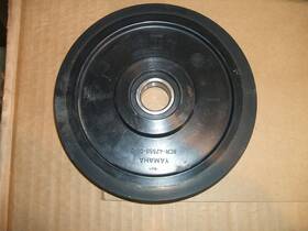 8cr-47550-00-2 Yamaha Snowmobile Idler Wheel 7 Inch O.d. By 25mm Bearing Bore P/n
