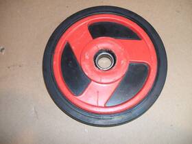 8cr-47550-21-00 Yamaha Snowmobile Idler Wheel 7 Inch O.d. By 20mm Bearing Bore P/n