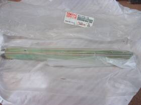 8e3-47521-00 Yamaha Snowmobile 1977-2007 Bravo Gp Gs Enticer Rear Axle New Oem