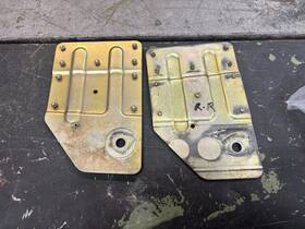 8en-21944-00-00 Yamaha Viper 700 Track Suspension Brackets 2003 Rw7156
