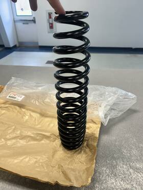8fa-47489-00-00 Yamaha 8fa-47489-00 Spring 1 K 3.5-6.0 Genuine Oem Rx1 Rx Warrior Rs Rage Sus