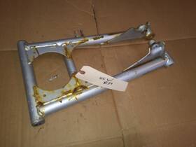 8fw-23580-00-00 Yamaha Rh Lower A-arm Vector