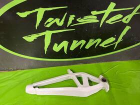 8jr-f3511-30-00 Yamaha 2015 Viper Mtx Lh Spindle Steering Knuckle 2016 White