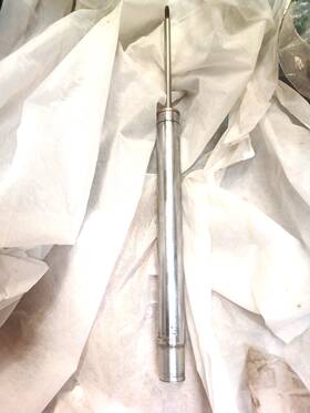 8l9-2376a-00-00 Yamaha 1981 Srv 540 Srv540 Front Shock / Strut Still Has Charge Small Ski Mount