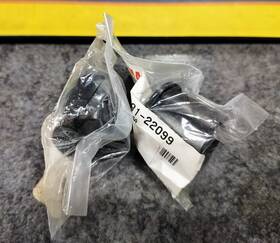90381-22099-00 Yamaha Snowmobile Pr Suspension Bushings Many From 1997 90381-22099