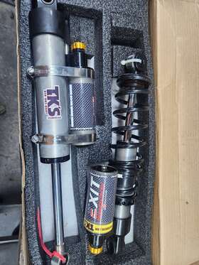 374-sk8143-etl Zbroz Exit Skidoo Rm Rmotion X1 Rear 120 Inch Shock Set Refurbished 1 Yr Warranty 374-sk8143-etl Zbroz Exit Skidoo Rm Rmotion X1 Rear 120 Inch Shock Set Refurbished 1 Yr Warranty