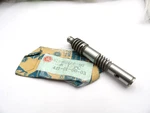 Nos Yamaha Oem Tachometer Worm Shaft SL338 SS433 SW396 SW433 813-13175-00. Fixed Price $24.99.